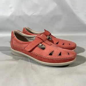 SAS Roamer T Strap Slip-On Cut-Out Coral Leather Loafers Womens 9 Comfort Walk